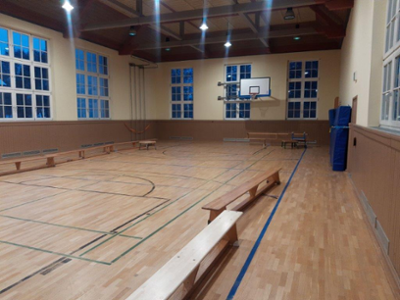 Sporthalle